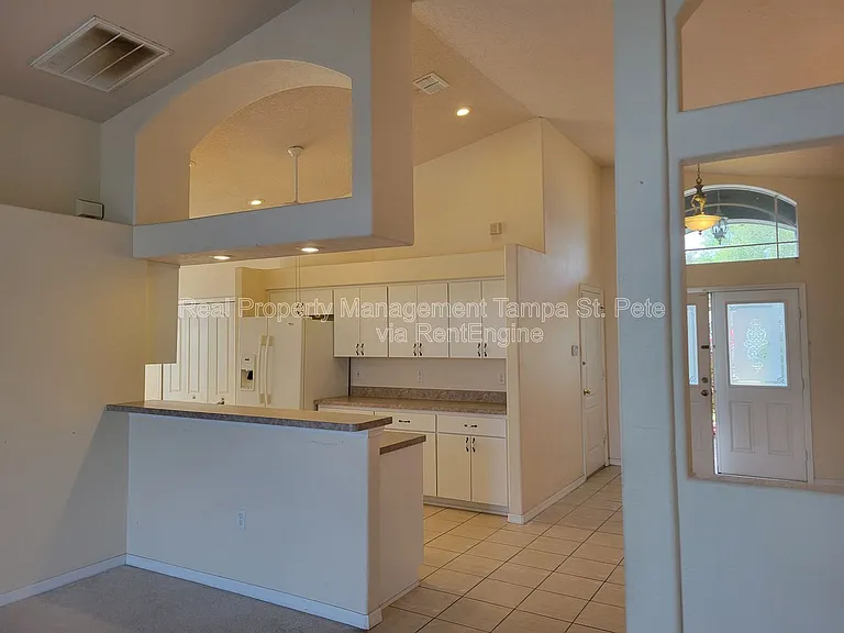 1314 Avonwood Ct — Photo 5