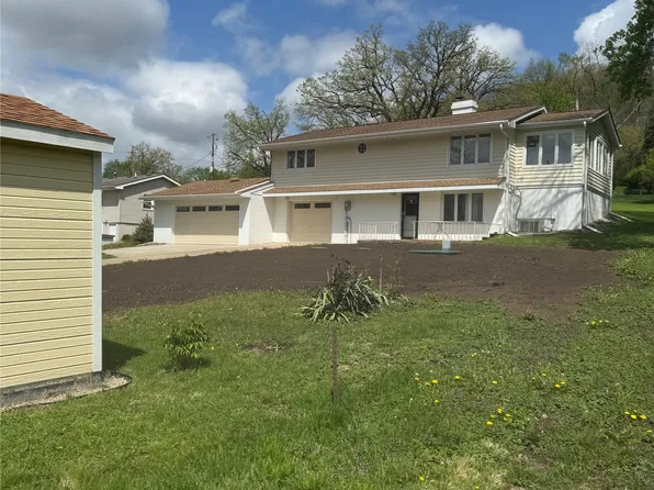 31032 High St, Booneville, IA 50038