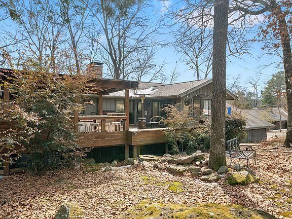 3rd image of 611 Birchbrook Rd