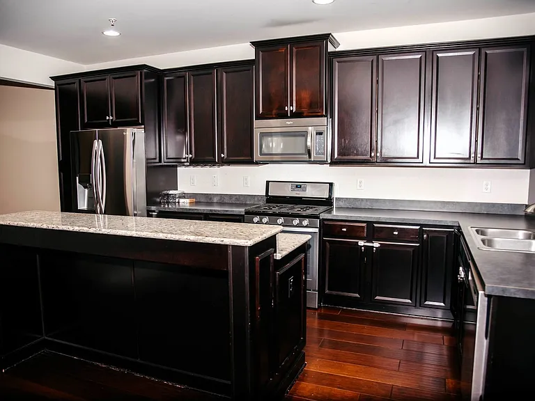 523 Fawn Ln — Photo 12