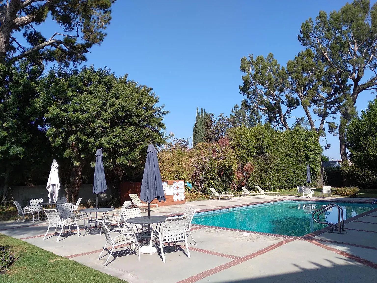 2 bed, 2.5 bath, 1400 sqft, $3,250 — Photo 4