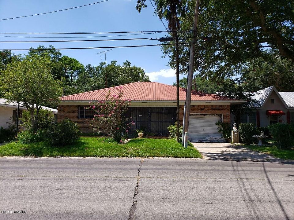 1st image of 1420-1422 Iberia St