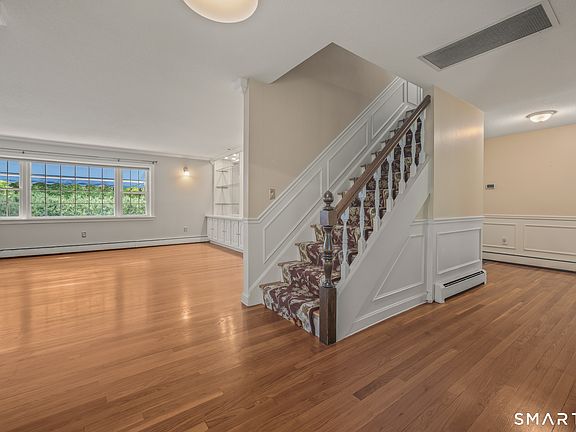 5th image of 86 Knollwood Drive