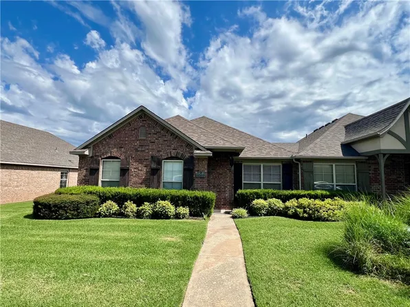 3202 SW Stoneway Ave, Bentonville, AR 72712
