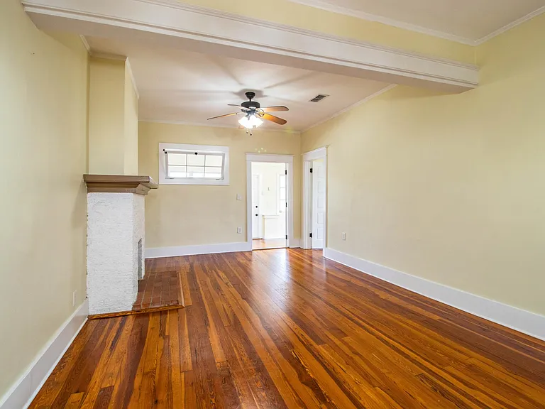 412 E Tillman Ave — Photo 29