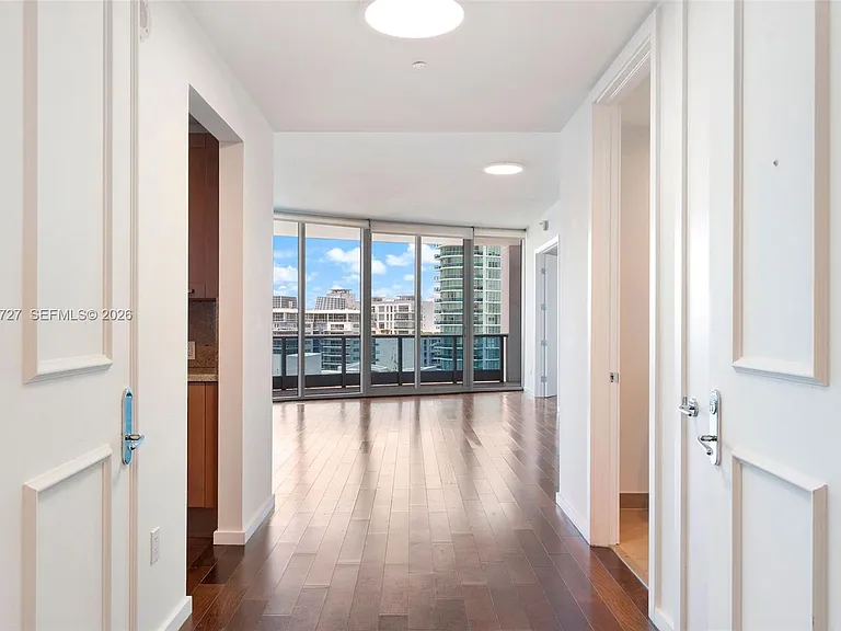 5959 Collins Ave #1101 — Photo 23