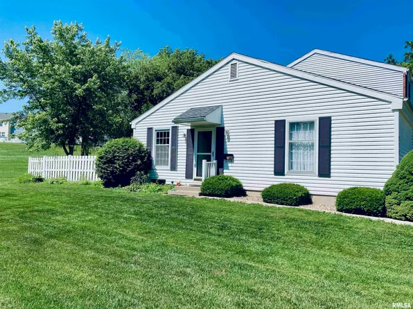 215 Jamestown Rd, Macomb, IL 61455