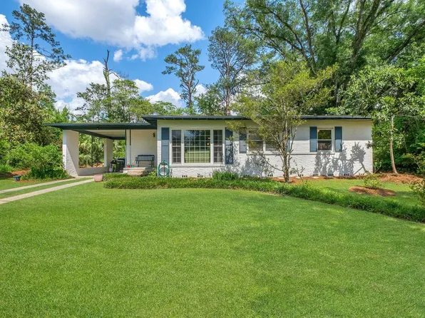 2011 E Indian Head Dr, Tallahassee, FL 32301