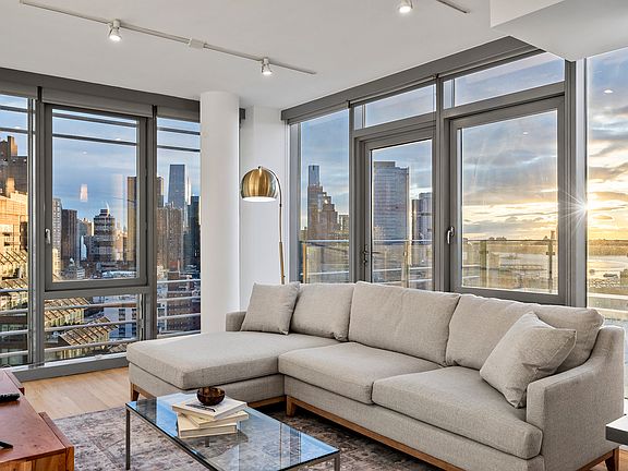 4th image of 554 54th St #25P