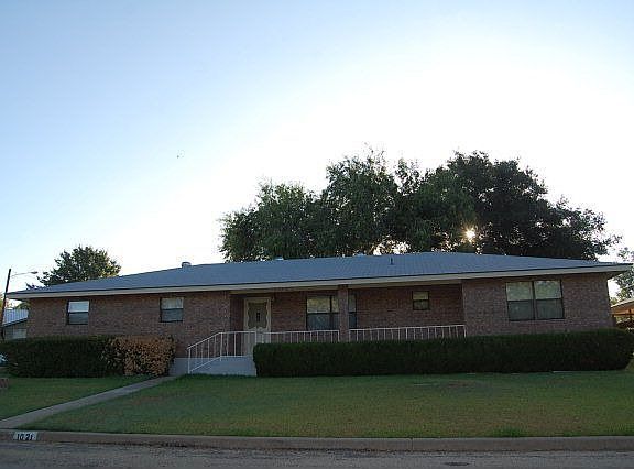 2nd image of 1021 Avenue B