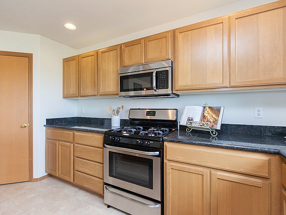 5th image of 5927 116th St SE