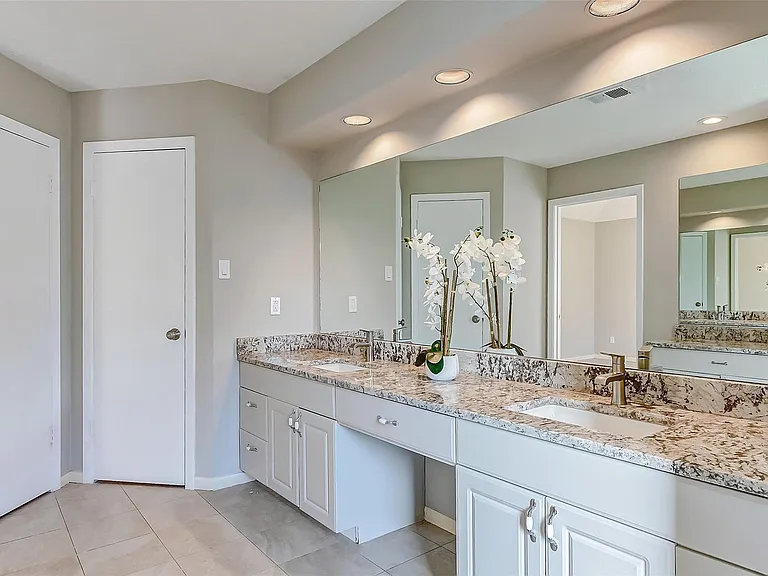 21623 Park Valley Dr — Photo 20