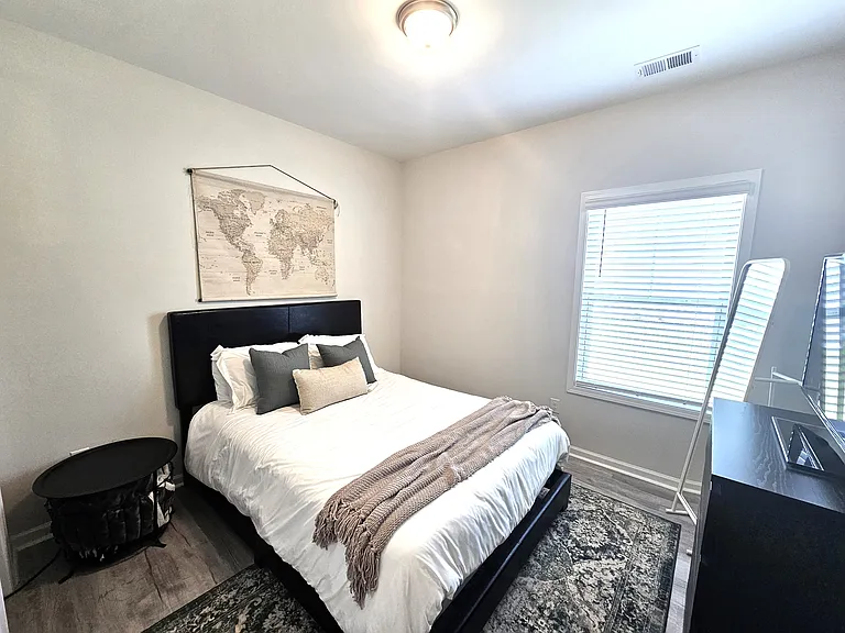 4201 Danby Ln — Photo 15