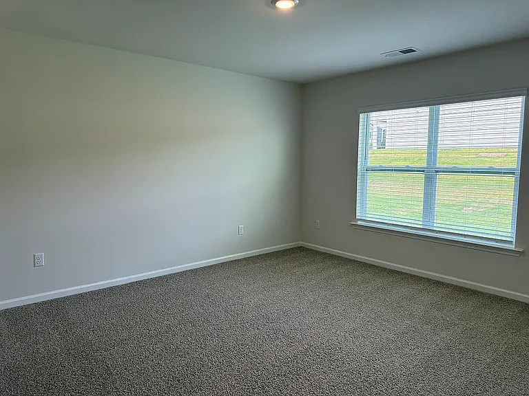 121 Cascade Ln — Photo 16