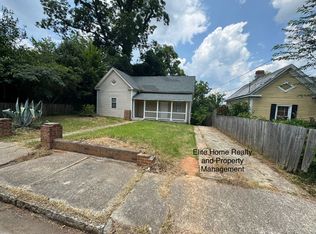 634 Woolfolk St, Macon, GA 31217