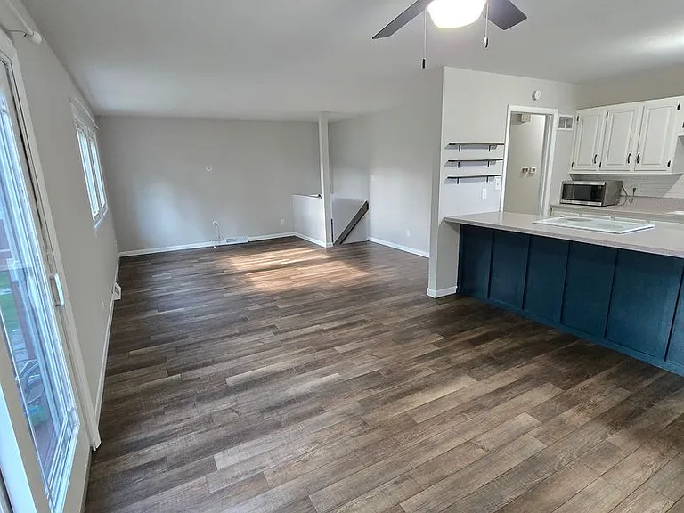 2025 Beck St — Photo 9