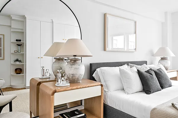 Sold by Compass | media 5