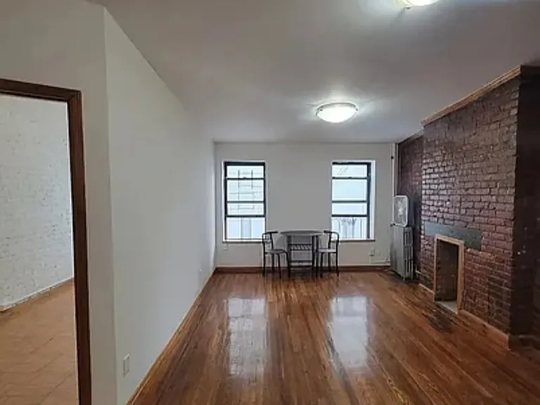 2336 2nd Ave #4R — Photo 5