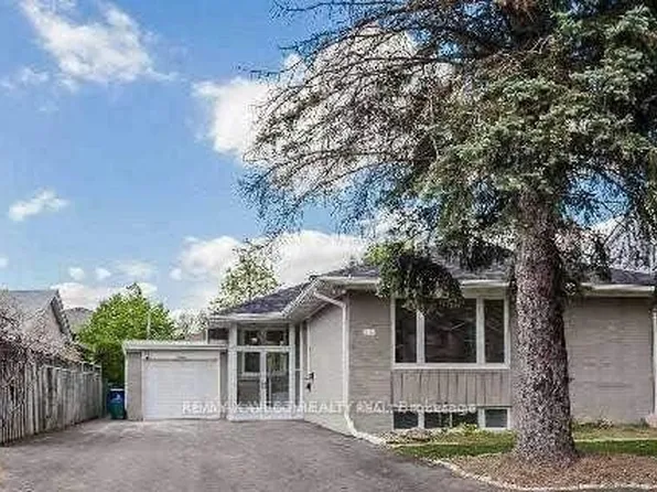 16 Urbandale Ave, Toronto, ON M2M 2H1