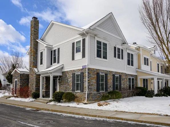 166 Stayner Dr, Hingham, MA 02043