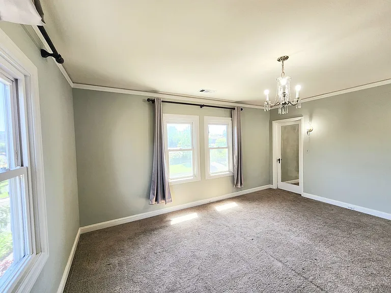 531 Harvard Rd — Photo 32