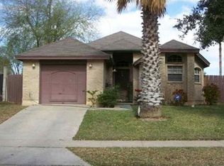 114 Salem Dr, Laredo, TX 78045