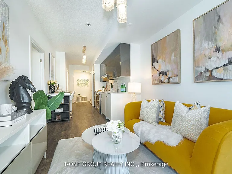 188 Fairview Mall Dr #915 — Photo 10