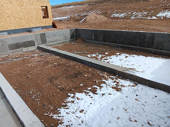 Work in Progress Oct 2023 306 Feather - The Shirley