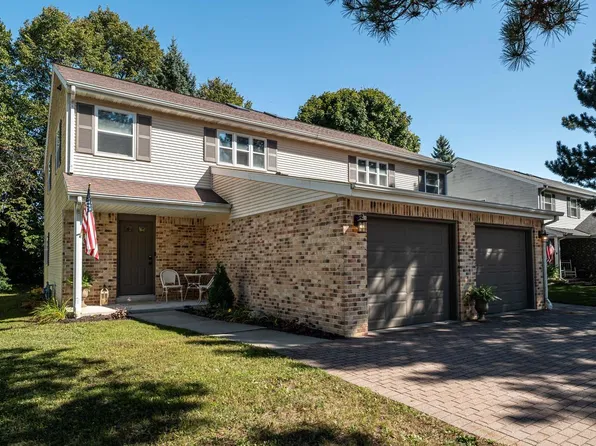 700 South Colonial PARKWAY, Saukville, WI 53080