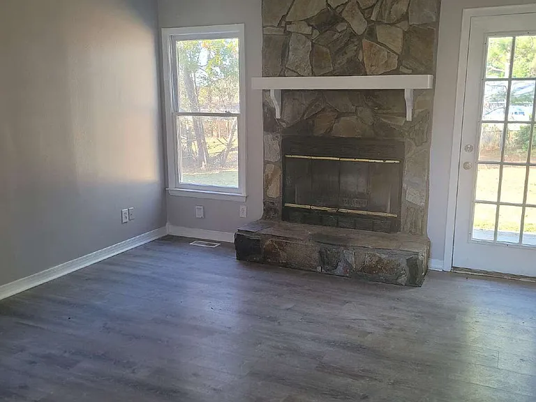 6732 Carnforth Ct — Photo 3