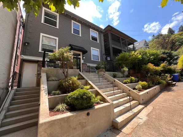 2354 NW Glisan St APT 7, Portland, OR 97210