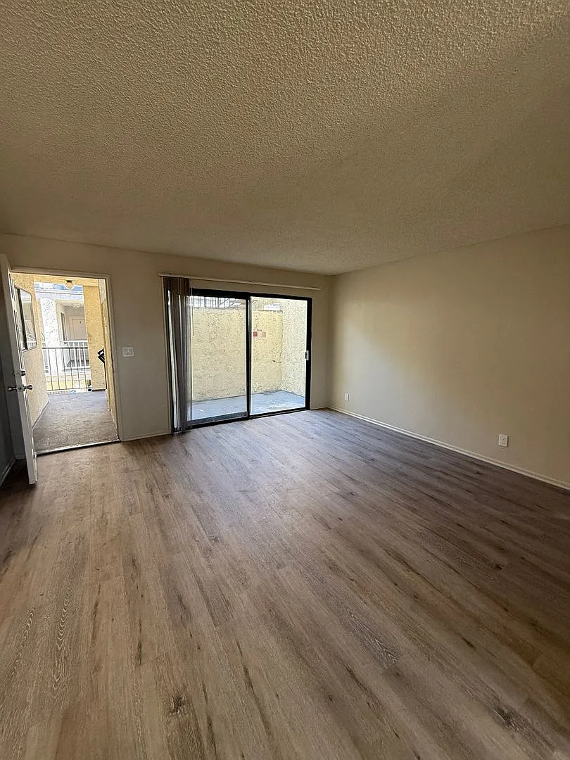101 Caprice — Photo 4