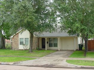 10326 Southport Dr, Houston, TX 77089