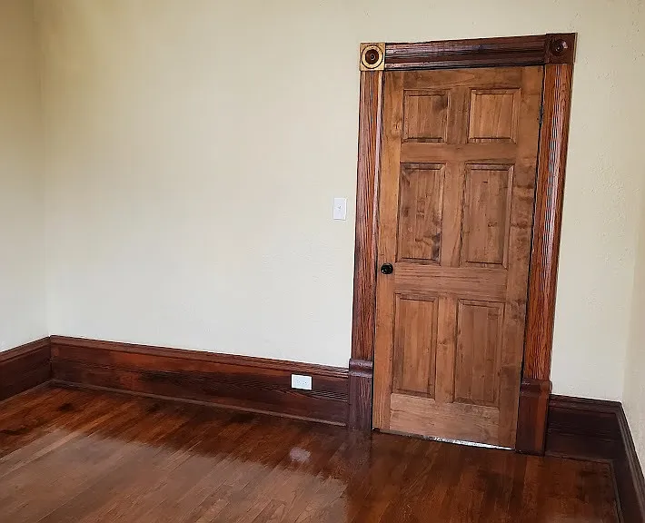 406 E Unaka Ave — Photo 19