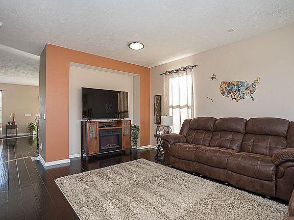 5th image of 7727 S 173rd St