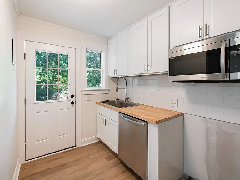 707 Wade Ave — Photo 10