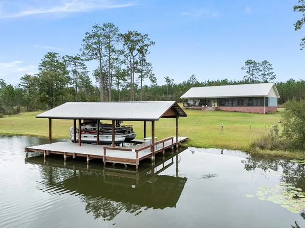 2828 Summer Cir, Donalsonville, GA 39845