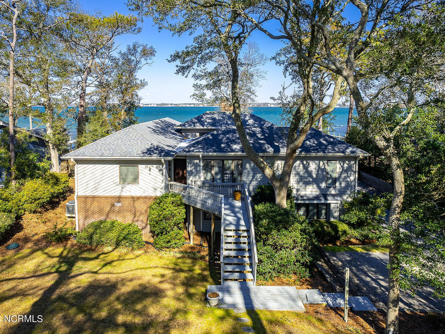 164 Oakleaf Drive, Pine Knoll Shores, NC 28512 Zillow