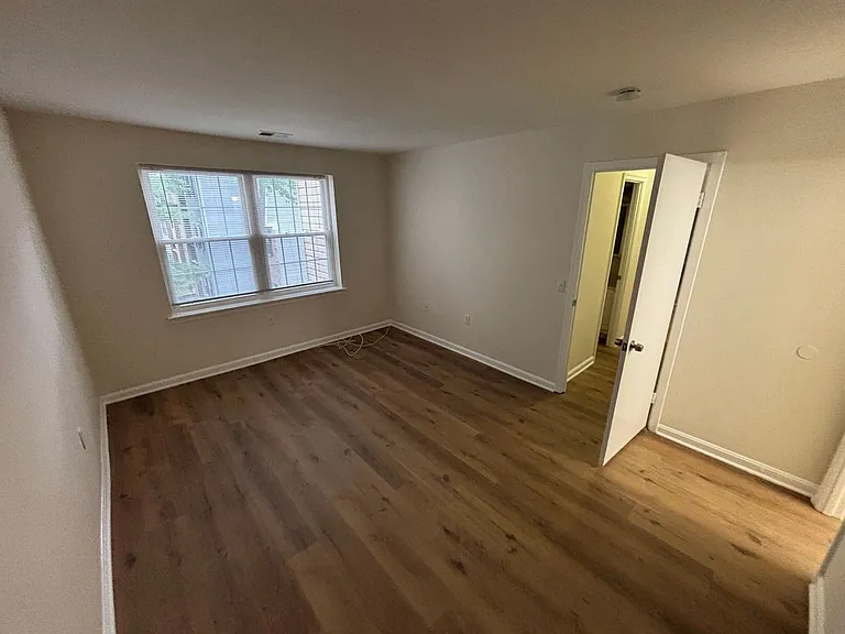 18318 Streamside Dr #202 — Photo 6