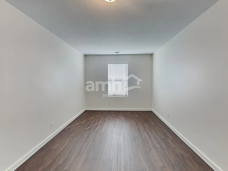 19735 Susquehanna Way — Photo 9