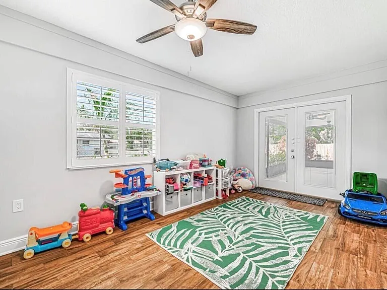97 W Palm Ave — Photo 13