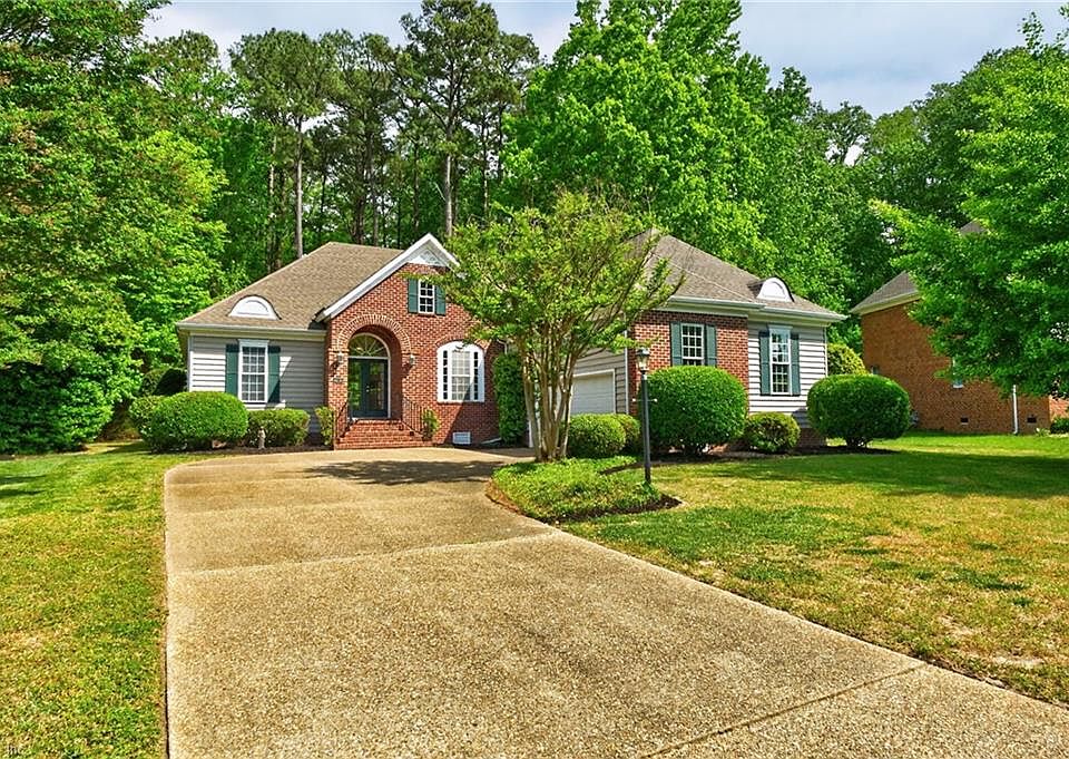 1st image of 20716 Creekside Dr