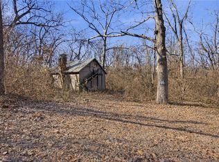 532 N Warren St, Warrensburg, MO 64093