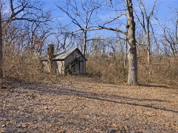 532 N Warren St, Warrensburg, MO 64093