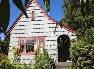 7335 12th Ave NE, Seattle, WA 98115