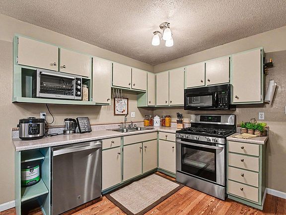 5th image of 504 12th St