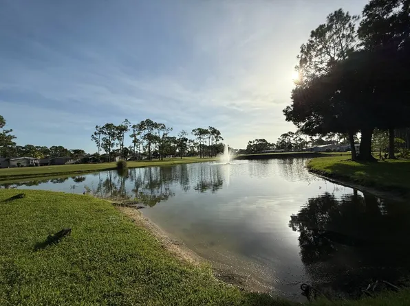 769 Via Del Sol, North Fort Myers, FL 33903