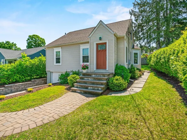 14 Mercer Street, Middletown, NY 10940