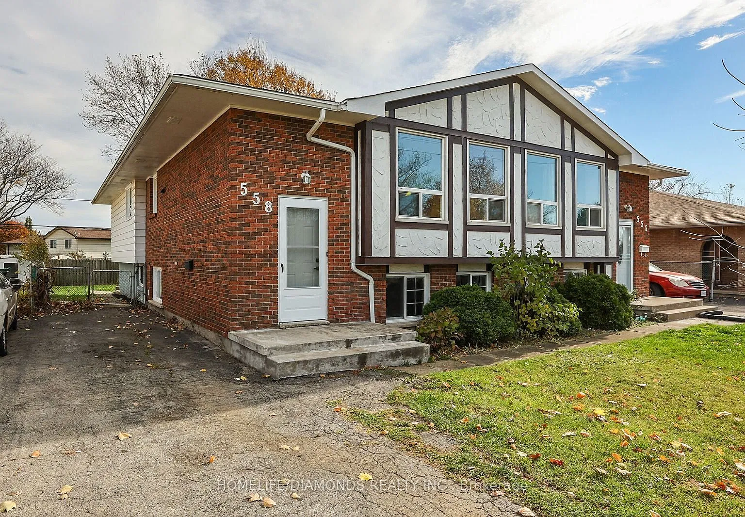 3 bed, $1,600 — Photo 2