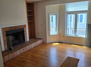 8 Rollins Ct, Cambridge, MA 02139